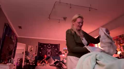 Beau online show from 10/18/25, 08:04