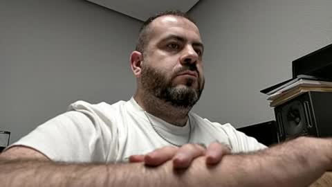 DANI online show from 12/25/24, 10:48