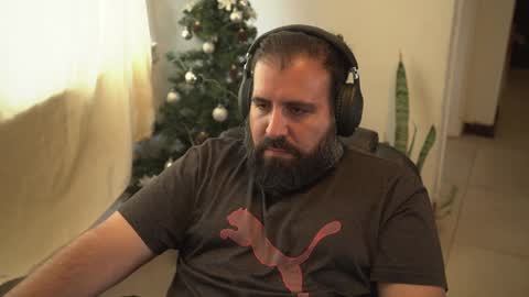 Snapshot of dicristalino chatting on 12/02/24, 05:59 Cristian Dipolino online show from 12/02/24, 05:59