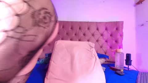 Diane online show from 02/01/25, 07:13