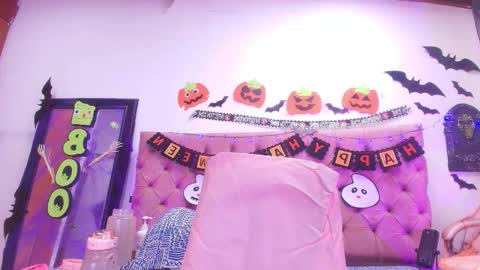 Diane online show from 10/30/25, 07:14