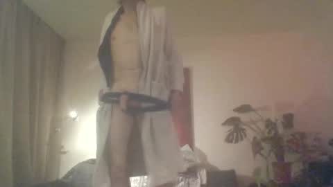 didierhobiecat16 online show from 01/10/26, 07:54