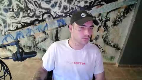 didismurf02 online show from 11/13/25, 04:00