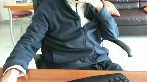 didonc from france..... online show from 04/02/26, 04:48