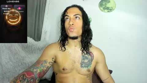 Snapshot of diego__cruz chatting on 05/09/26, 01:16 Diego online show from 05/09/26, 01:16