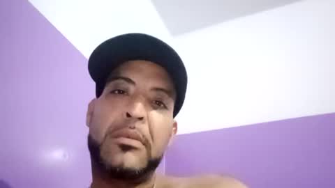 diegol1217 online show from 01/05/25, 08:11