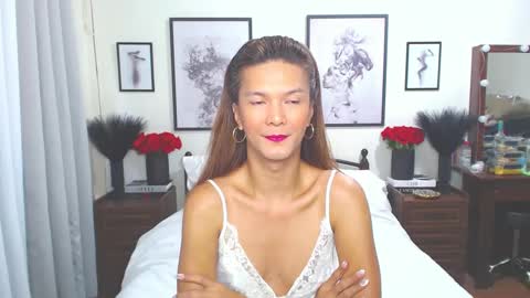 Dennesse online show from 02/03/25, 01:09