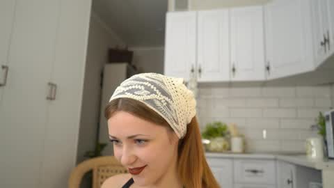 Sophie online show from 04/05/26, 04:04