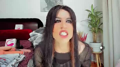 difiortiffany online show from 03/11/25, 01:37