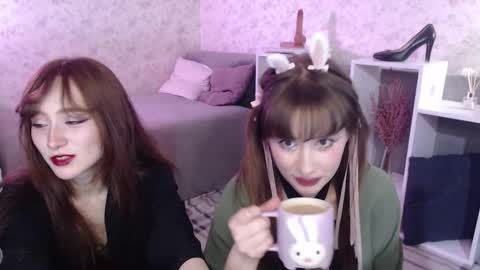 Hi im Alice 3 Im usualy online 03-10 or 17-21 UTC0 online show from 01/08/26, 10:45