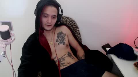 digital_spirit122849 online show from 10/28/25, 06:43