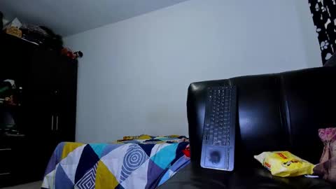 diiego_xxx online show from 11/17/25, 03:18