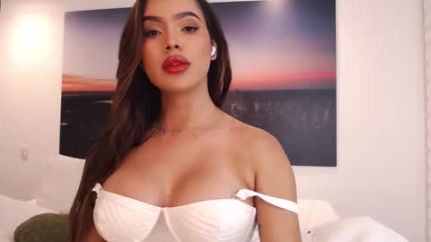 Diiione online show from 03/12/26, 01:34