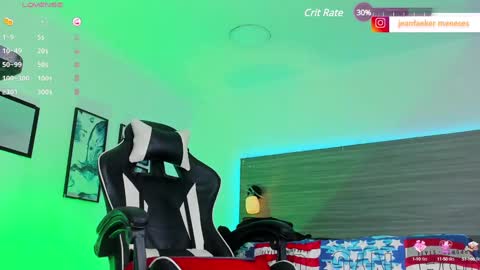 Snapshot of dilam_alfonzo chatting on 12/24/24, 11:11 Dilan online show from 12/24/24, 11:11