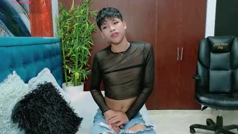  DILAN online show from 02/04/26, 06:14