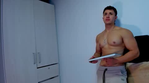 Dilan Coy online show from 01/09/25, 06:57