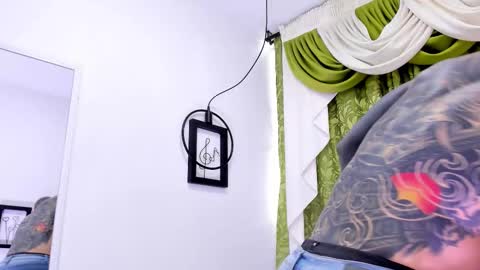 dilan_scootk_ online show from 10/07/25, 07:22