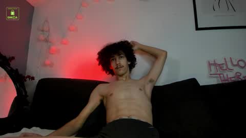 Dilan online show from 12/14/25, 10:36