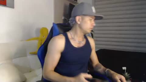 Snapshot of dilanxxx8888 chatting on 02/12/26, 03:01 dilanxxx8888 online show from 02/12/26, 03:01