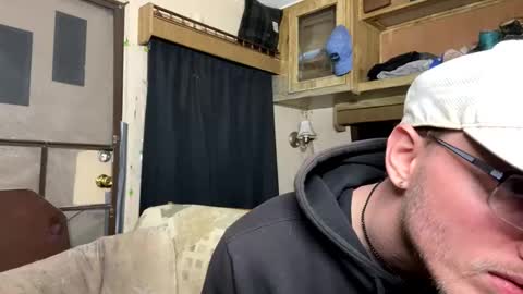 Daddy online show from 05/01/26, 03:11