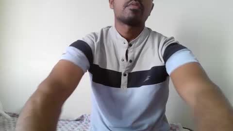 Snapshot of dilip_09 chatting on 02/21/25, 12:38 dilip_09 online show from 02/21/25, 12:38