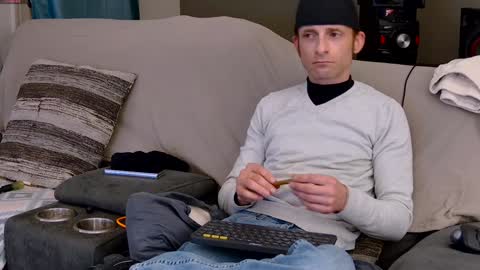 Dilldough405 online show from 12/26/24, 12:14