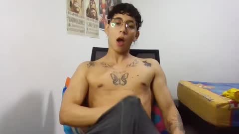 dillom420 online show from 01/30/25, 05:41