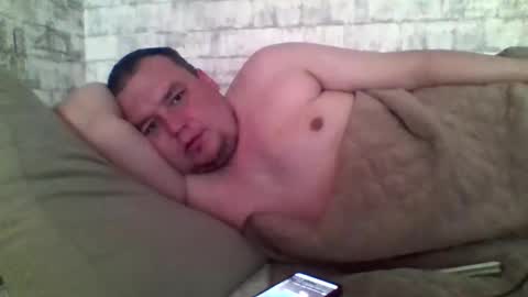 Snapshot of dimasvit5306 chatting on 05/06/26, 05:03 dimasvit5306 online show from 05/06/26, 05:03