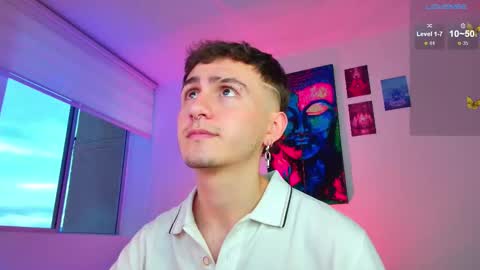 Julian Independent Model online show from 11/28/25, 10:34