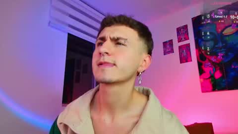 Julian Independent Model online show from 01/16/26, 11:42