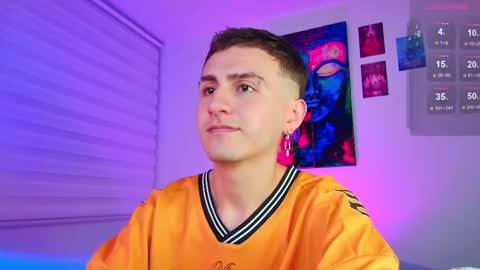 Julian Independent Model online show from 03/27/26, 12:16