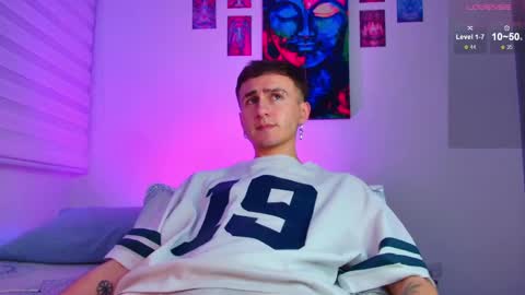 Julian Independent Model online show from 05/27/26, 01:57