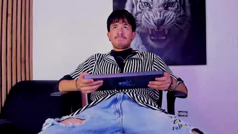 Dimitri online show from 09/18/25, 07:38