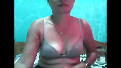 Snapshot of dimple_42 chatting on 02/17/25, 03:04 Dimple online show from 02/17/25, 03:04