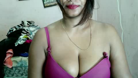 Snapshot of dimple_love chatting on 07/28/26, 09:03 dimple_love online show from 07/28/26, 09:03
