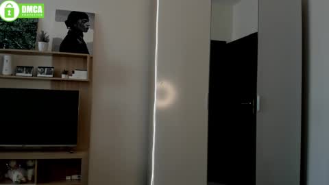 Dina online show from 02/15/25, 07:38