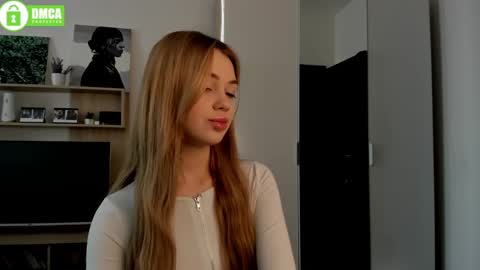 Dina online show from 02/21/25, 08:07