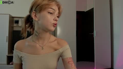 Dina online show from 10/08/25, 08:01