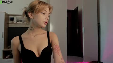 Dina online show from 10/17/25, 09:23