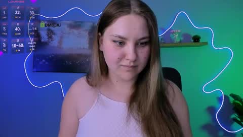 dina_bloom online show from 05/23/26, 07:18