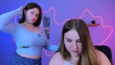 dina_bloom online show from 05/30/26, 07:55