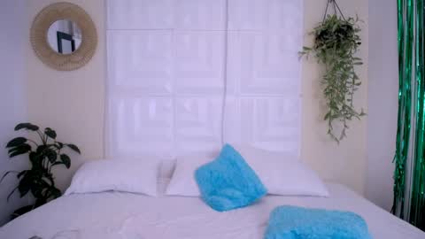 DINA online show from 03/31/26, 05:57