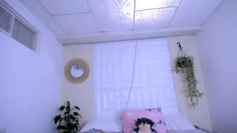Snapshot of dina_mcry chatting on 05/21/26, 05:53 DINA online show from 05/21/26, 05:53