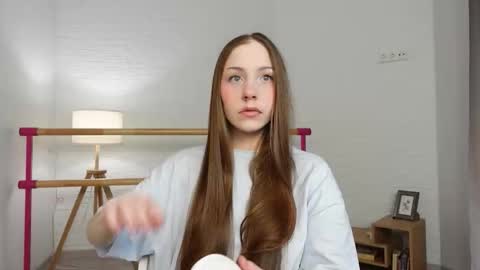 Dina online show from 03/21/26, 05:56