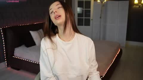 dinacandy online show from 02/16/26, 08:10