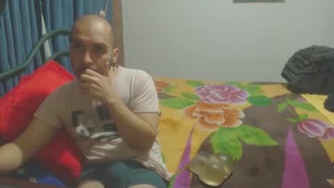 Dincht online show from 11/05/25, 10:32