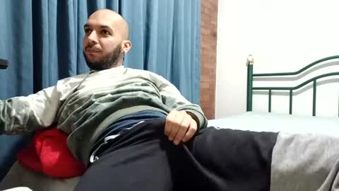 Snapshot of dinchtcams chatting on 07/24/26, 07:39 Dincht online show from 07/24/26, 07:39