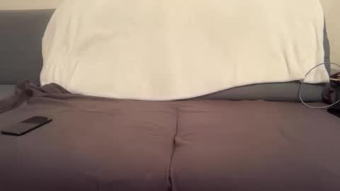 dinnerout1111 online show from 10/10/25, 04:11