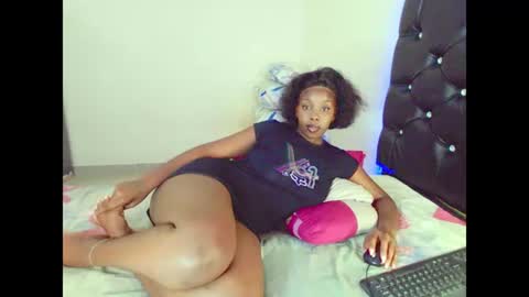 dinnydakrazx online show from 01/15/26, 05:56