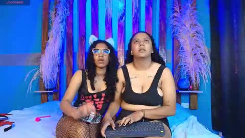 Snapshot of dinokoandkimcyci chatting on 02/26/26, 02:27 dinokoandkimcyci online show from 02/26/26, 02:27